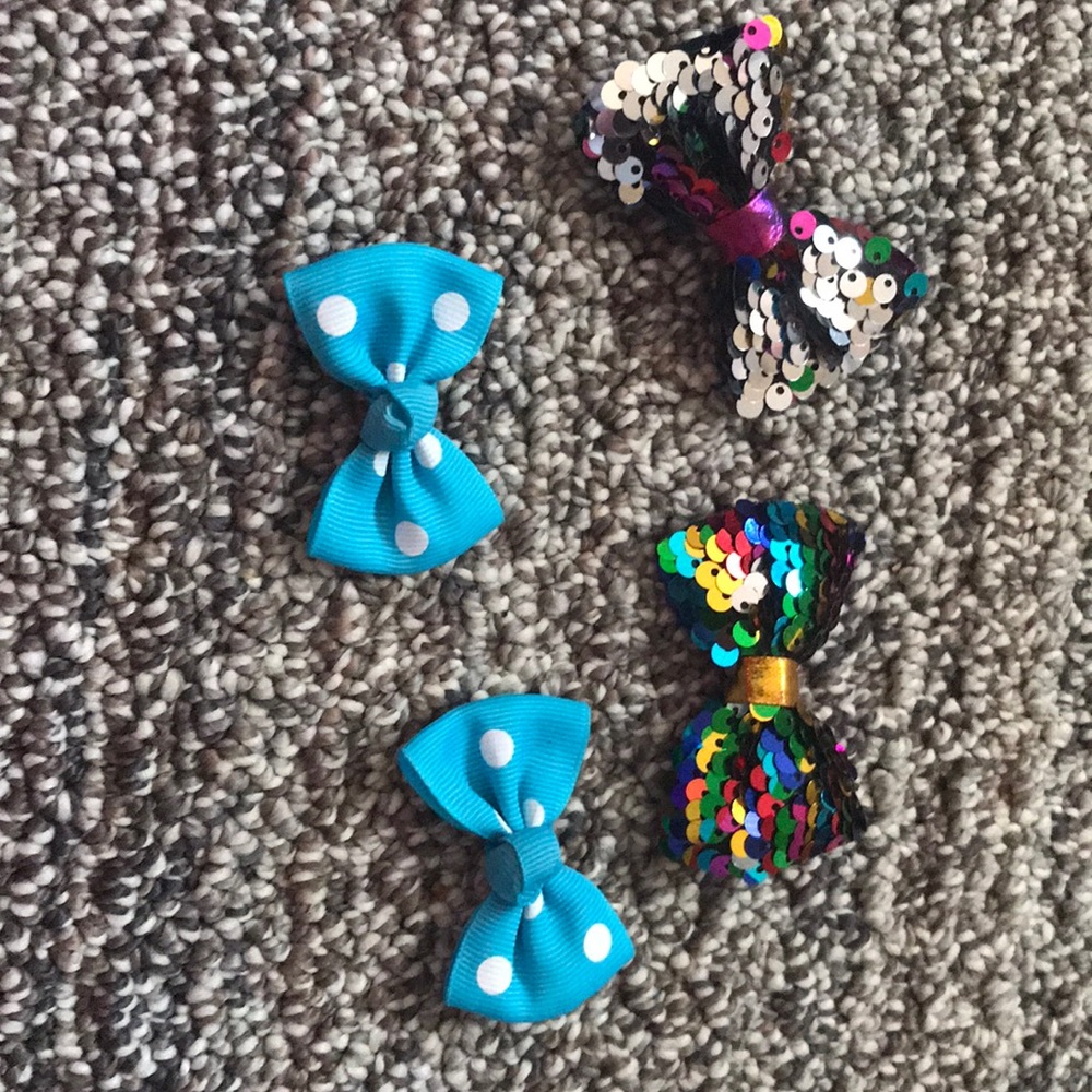Mini Bows.